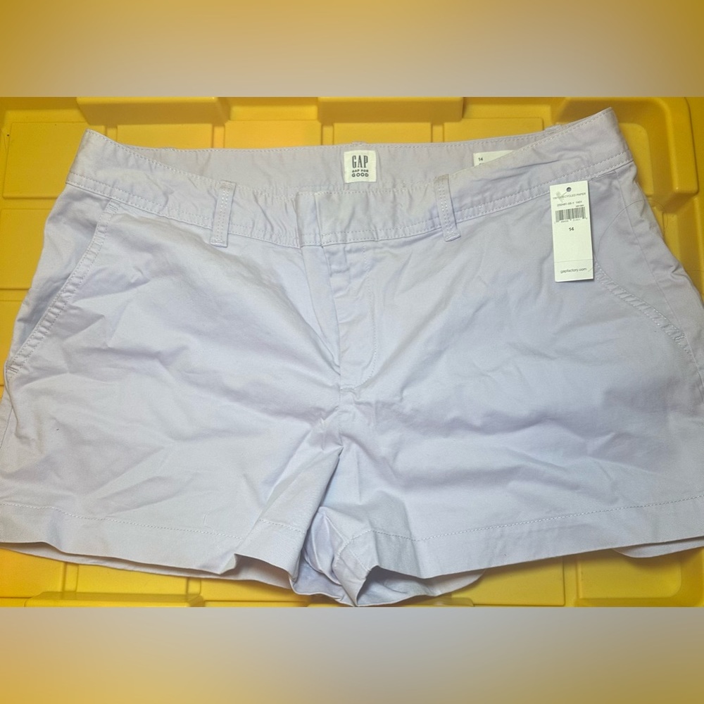 Brand new never worn Gap 3 inch shorts size 14 Lavender